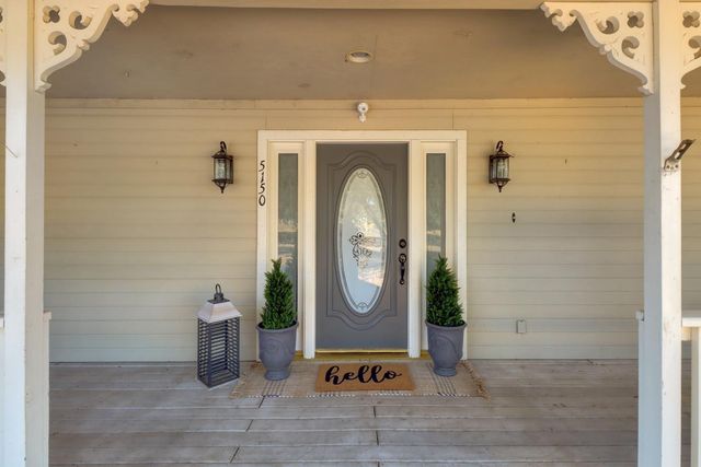 5150 Lake Forest Dr, Loomis, CA 95650