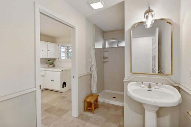 5150 Lake Forest Dr, Loomis, CA 95650