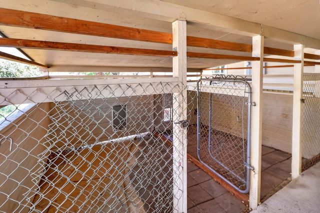 5150 Lake Forest Dr, Loomis, CA 95650