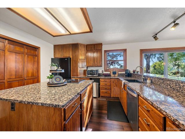 1364 Nissen Pl, Broomfield, CO 80020