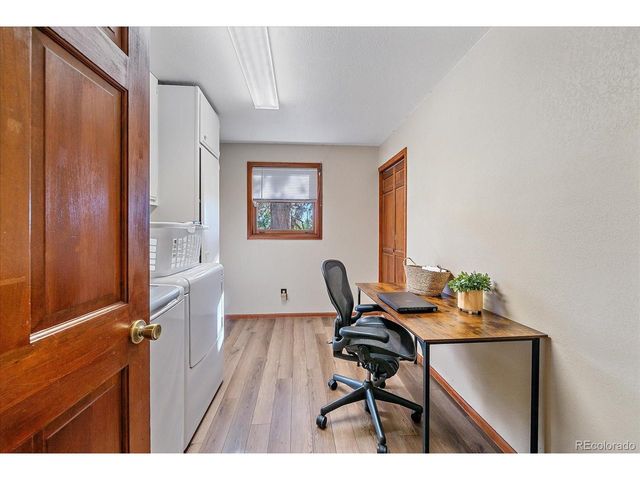 1364 Nissen Pl, Broomfield, CO 80020