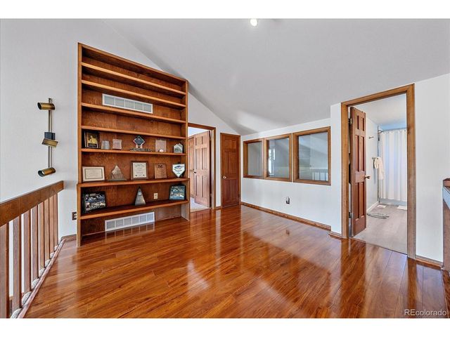 1364 Nissen Pl, Broomfield, CO 80020