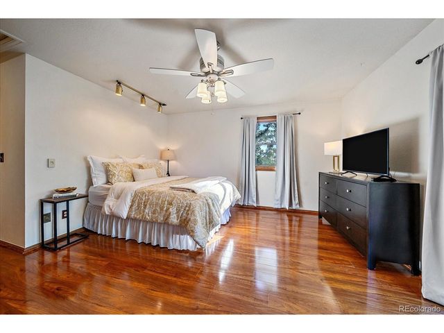 1364 Nissen Pl, Broomfield, CO 80020