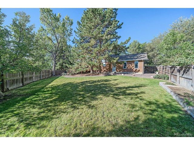 1364 Nissen Pl, Broomfield, CO 80020