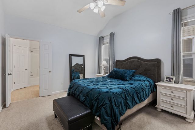 279 ISLAND VILLAGE DR, Memphis, TN 38103