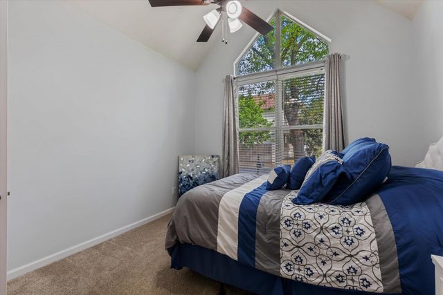 279 ISLAND VILLAGE DR, Memphis, TN 38103