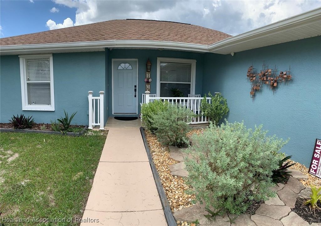 2010 W Royalton Road, Avon Park, FL 33825