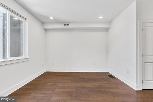 164 W MASTER ST, Philadelphia, PA 19122