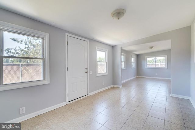 1522 FORREST AVE, Dover, DE 19904