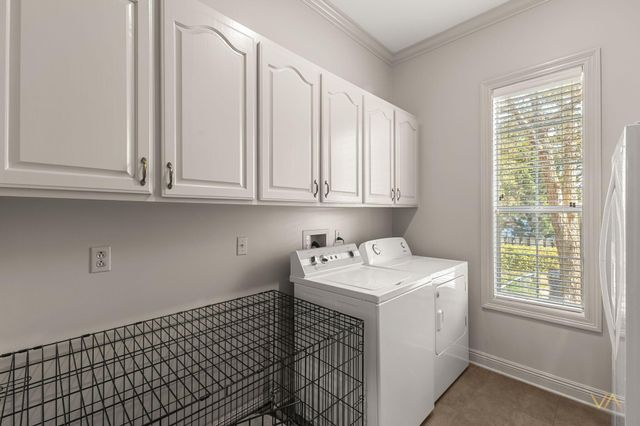 17 Snug Harbor, Hattiesburg, MS 39402