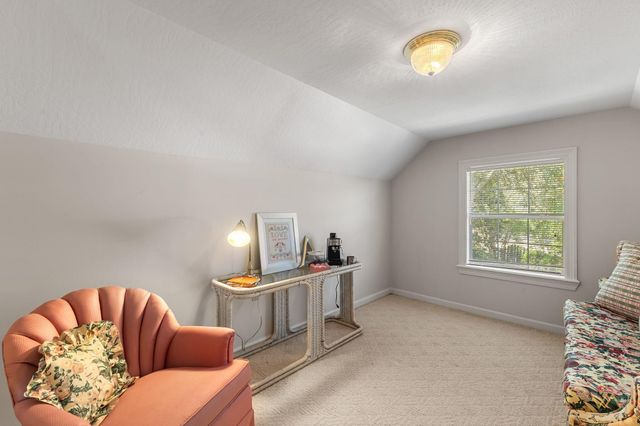 17 Snug Harbor, Hattiesburg, MS 39402