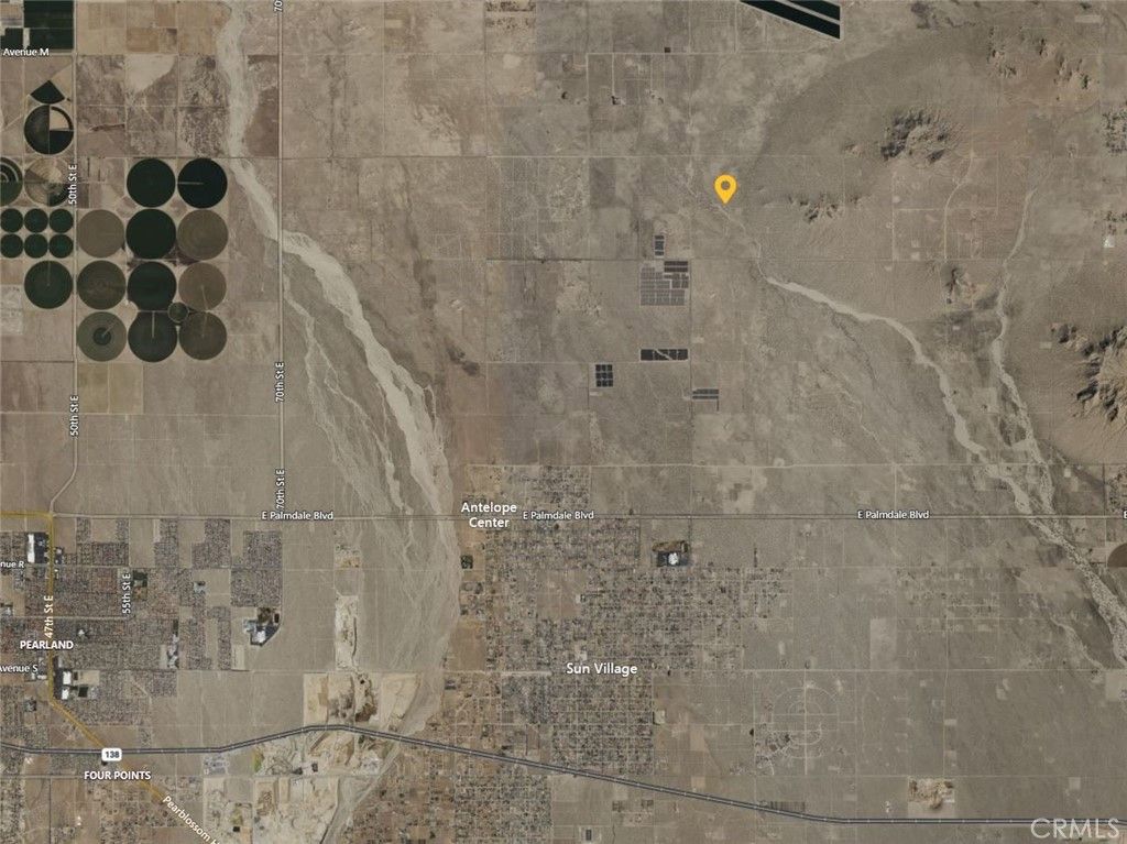 Image 4 of property listing at 11400 E Avenue N8, Palmdale, CA 93591