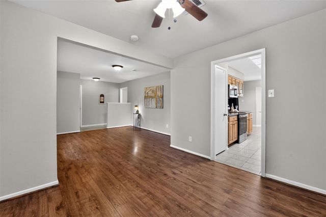 16019 Mill Point Drive, Houston, TX 77059