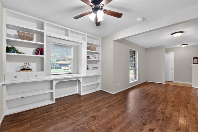 16019 Mill Point Drive, Houston, TX 77059
