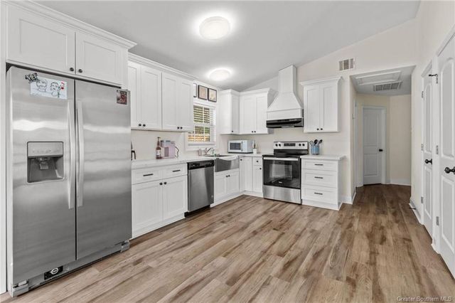 1601 Clover Drive, Lake Charles, LA 70607