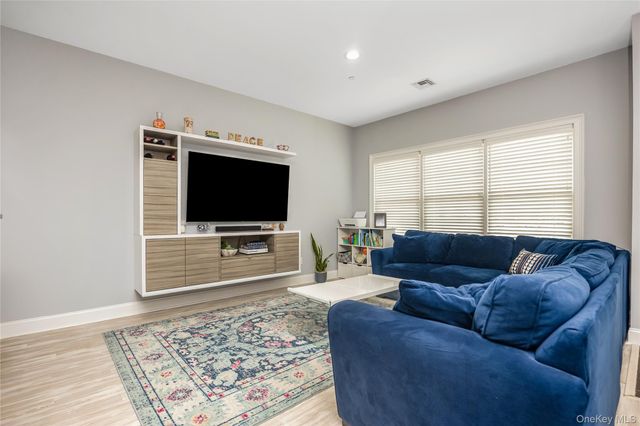 116 Stewart Avenue B, Bethpage, NY 11714