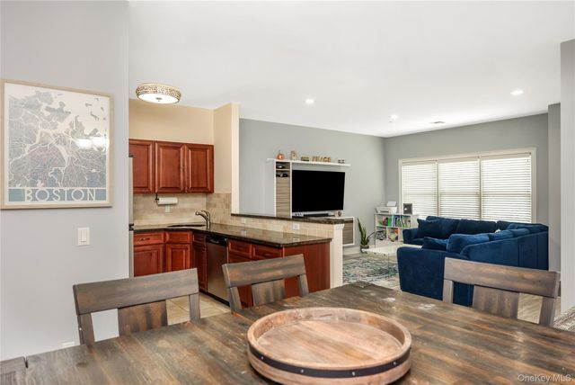 116 Stewart Avenue B, Bethpage, NY 11714