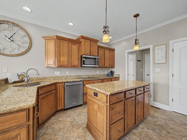 8425 Carrington Drive, Evansville, IN 47711