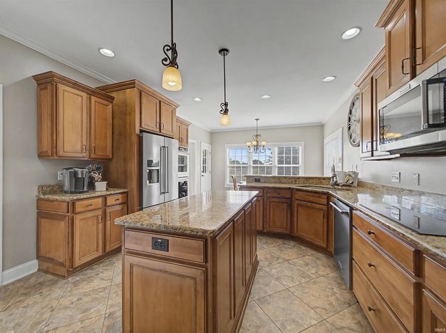 8425 Carrington Drive, Evansville, IN 47711