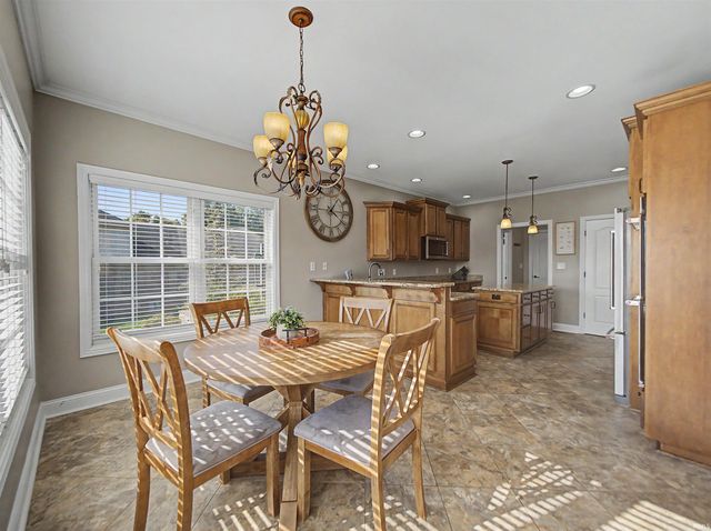 8425 Carrington Drive, Evansville, IN 47711