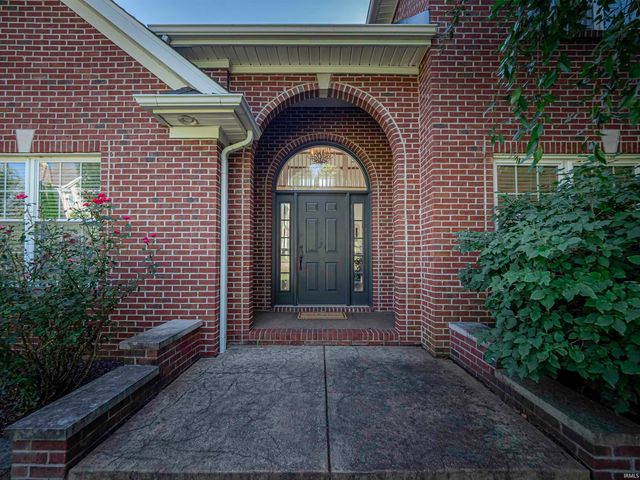 8425 Carrington Drive, Evansville, IN 47711