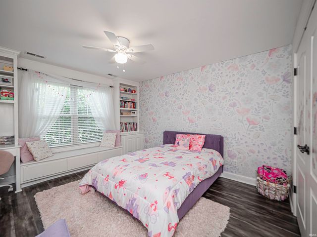 8425 Carrington Drive, Evansville, IN 47711