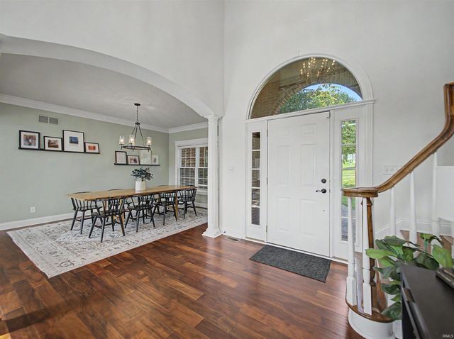 8425 Carrington Drive, Evansville, IN 47711