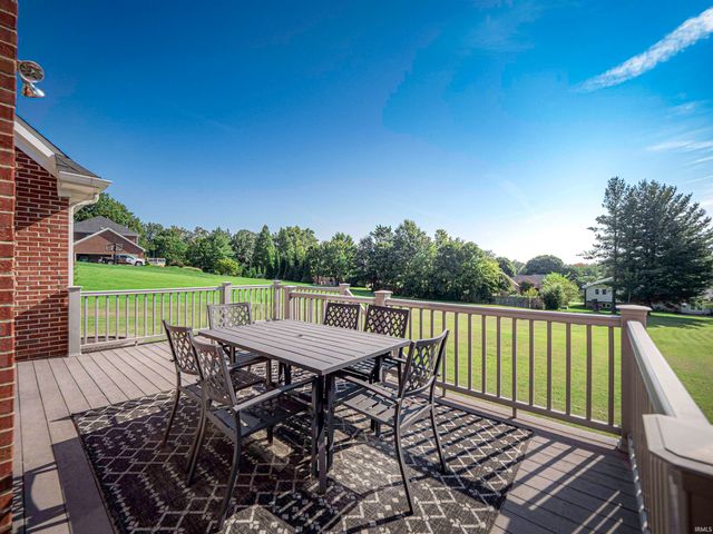 8425 Carrington Drive, Evansville, IN 47711