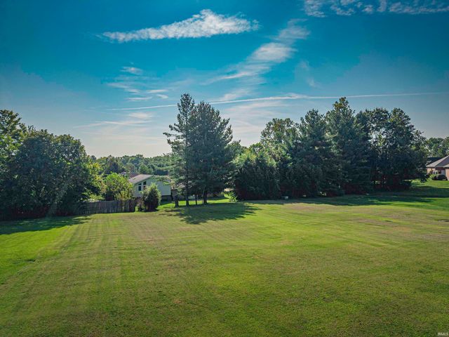 8425 Carrington Drive, Evansville, IN 47711