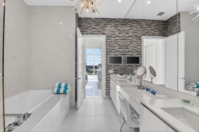 20155 Boca West Drive Ph-B904, Boca Raton, FL 33434