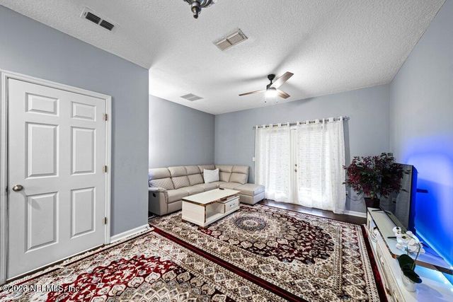 1482 LANDAU Road, Jacksonville, FL 32225