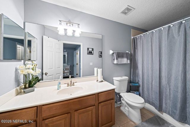 1482 LANDAU Road, Jacksonville, FL 32225