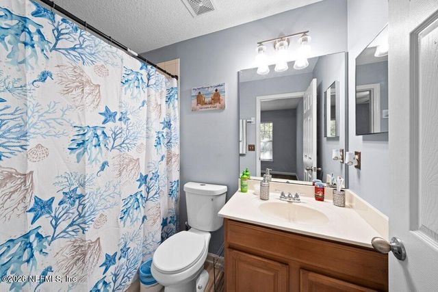 1482 LANDAU Road, Jacksonville, FL 32225
