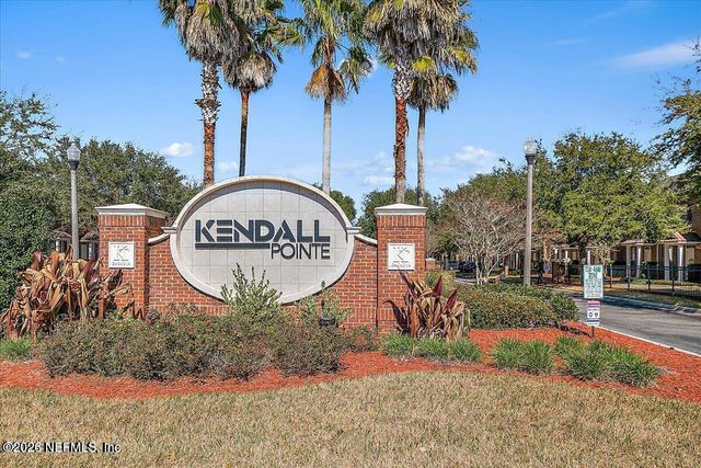 1482 LANDAU Road, Jacksonville, FL 32225