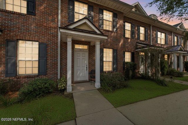 1482 LANDAU Road, Jacksonville, FL 32225
