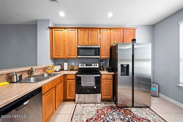 1482 LANDAU Road, Jacksonville, FL 32225