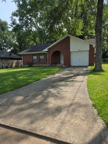 105 Laurie Lane, Willis, TX 77378