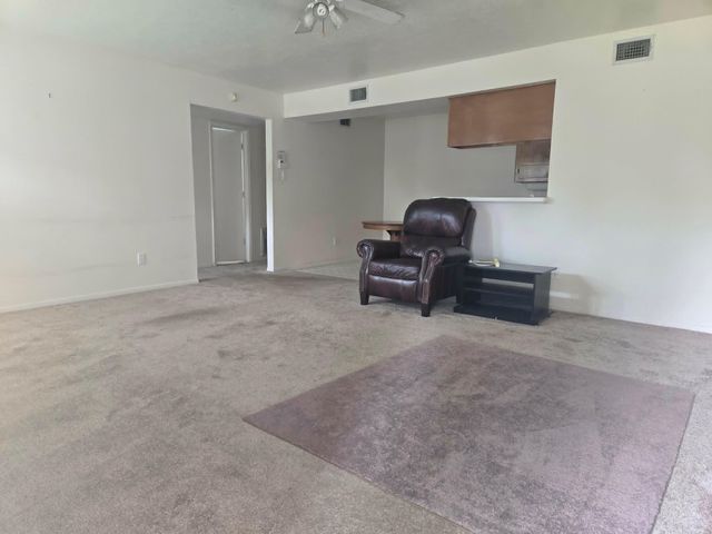 105 Laurie Lane, Willis, TX 77378