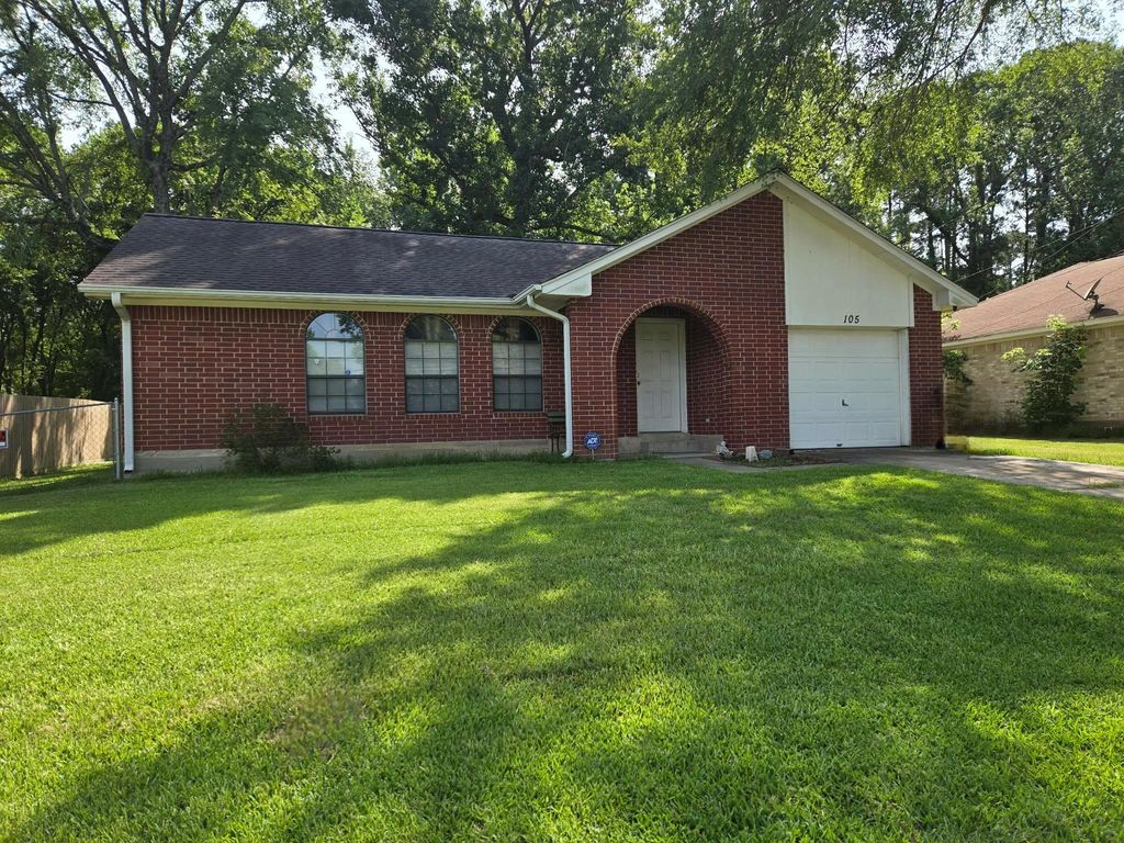 105 Laurie Lane, Willis, TX 77378