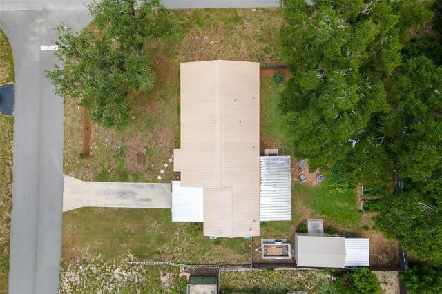 709 CINDY AVENUE, Fruitland Park, FL 34731