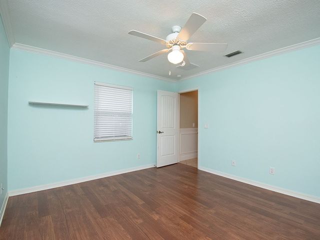 285 32nd Court SW, Vero Beach, FL 32968