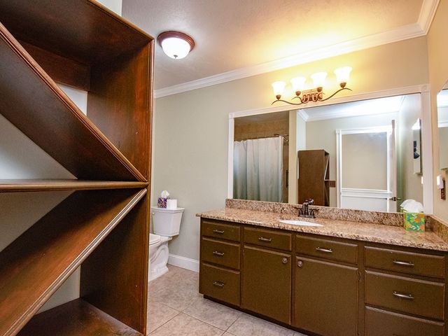 285 32nd Court SW, Vero Beach, FL 32968