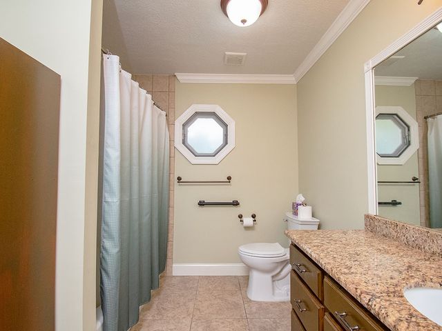 285 32nd Court SW, Vero Beach, FL 32968