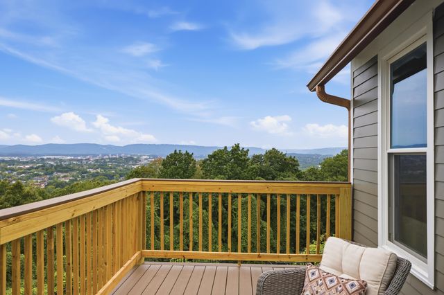 149 N Crest Road, Chattanooga, TN 37404
