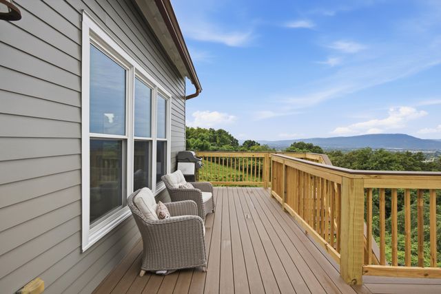 149 N Crest Road, Chattanooga, TN 37404