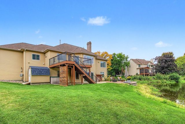 818 Park Place Drive, Mendota Heights, MN 55118
