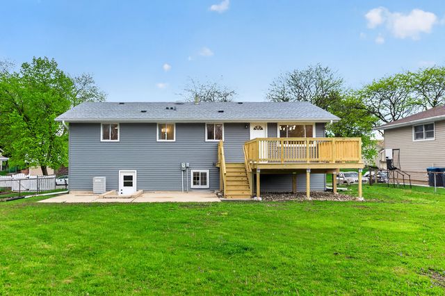 408 Desmond Drive, Schaumburg, IL 60193