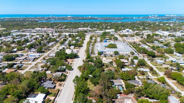 4717 CRYSTAL AVENUE, Sarasota, FL 34231