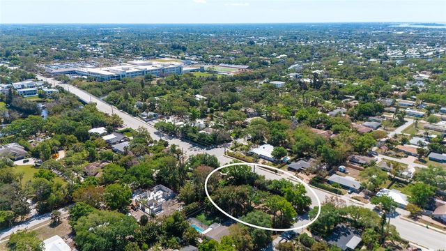 4717 CRYSTAL AVENUE, Sarasota, FL 34231