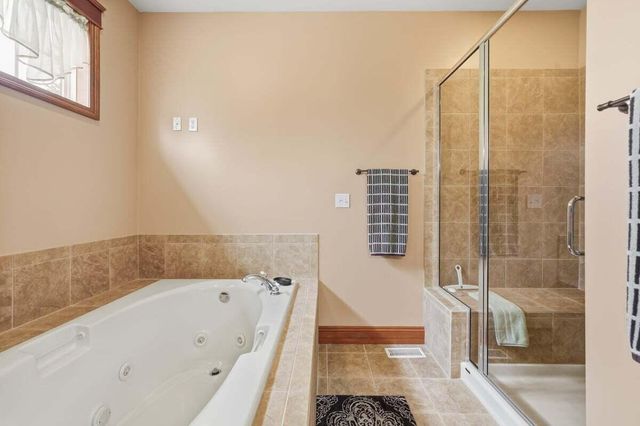 118 Windridge Road, Valparaiso, IN 46385
